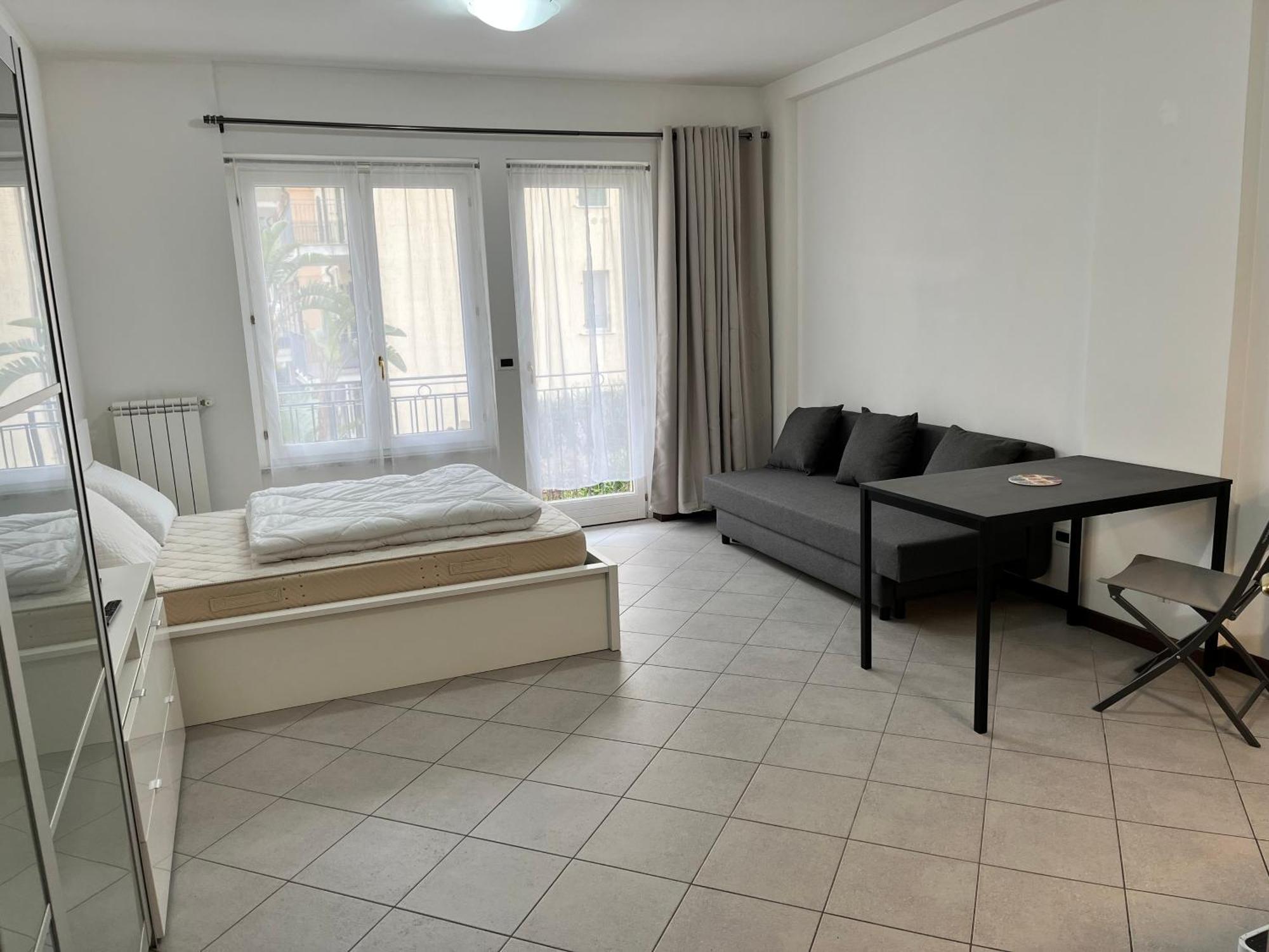 Studio Mer Piscine Cala Di Sole Imperia Italie Mono Locale Une Seule Piece Екстериор снимка