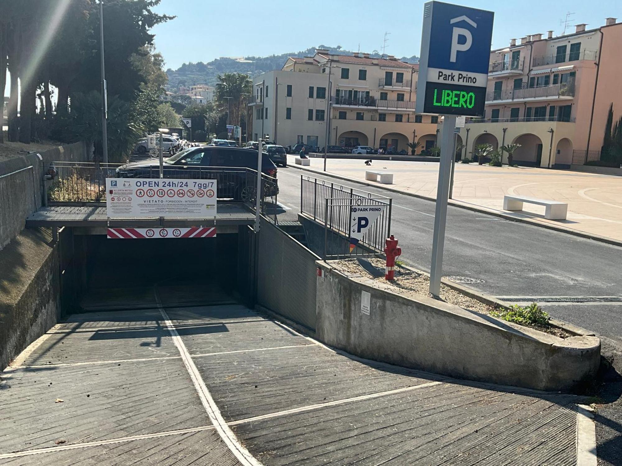 Studio Mer Piscine Cala Di Sole Imperia Italie Mono Locale Une Seule Piece Екстериор снимка