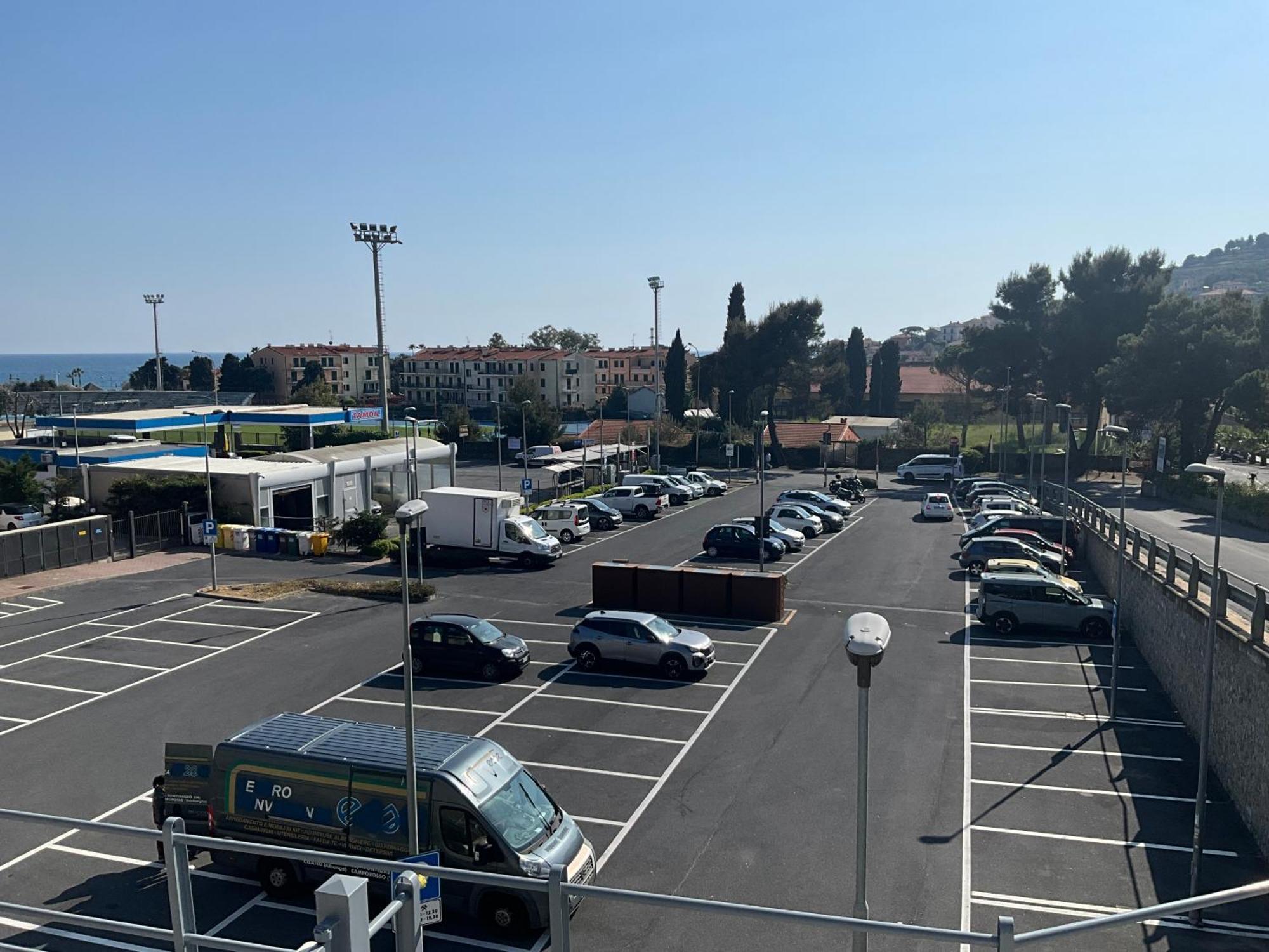 Studio Mer Piscine Cala Di Sole Imperia Italie Mono Locale Une Seule Piece Екстериор снимка