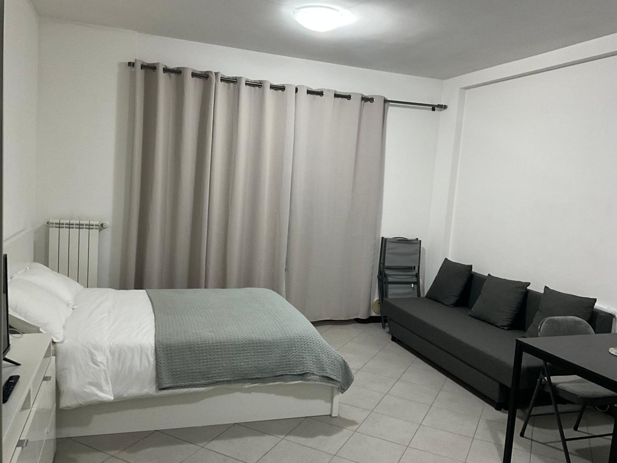 Studio Mer Piscine Cala Di Sole Imperia Italie Mono Locale Une Seule Piece Екстериор снимка